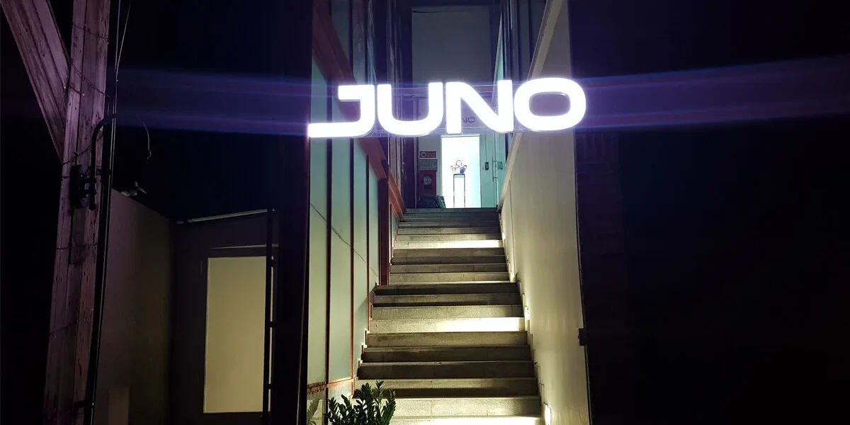 Thiết kế thi công văn phòng Juno Nguyễn Thị Thập Quận 7