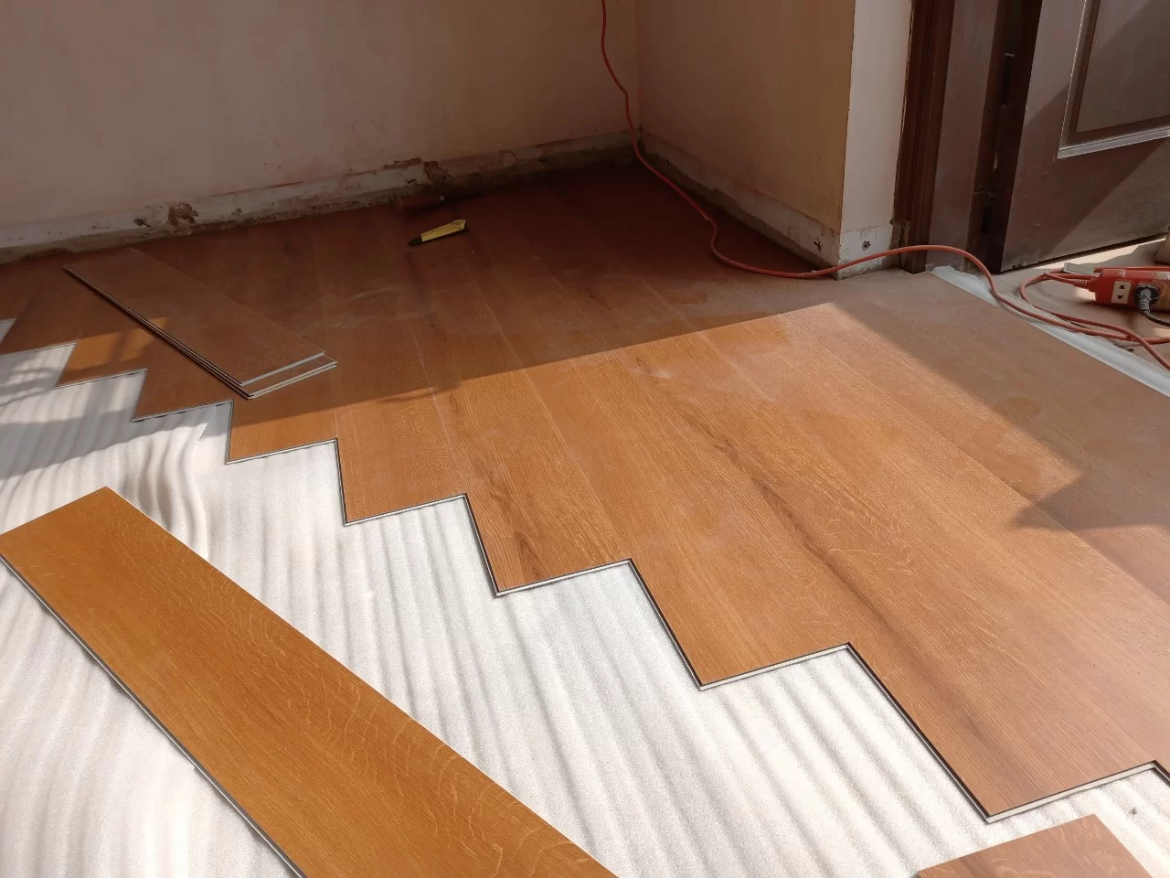Báo giá thi công sàn nhựa giả gỗ Báo giá thi công sàn nhựa giả gỗ