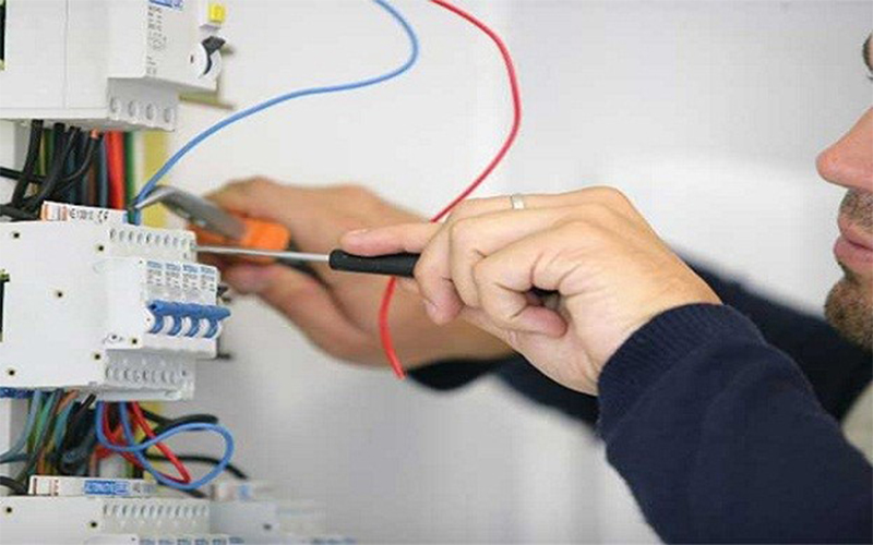 dịch vụ lắp đặt thợ điện dân dụng