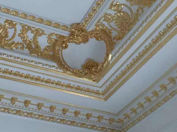 phào chỉ thạch cao dát vàng cổ điển phào chỉ thạch cao dát vàng cổ điển