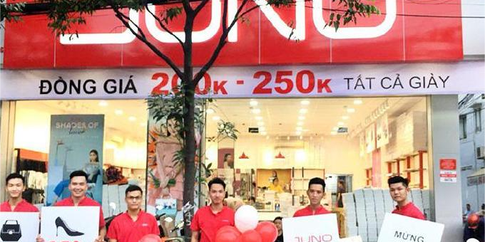 Mặt tiền cửa hàng Juno rực rỡ tại trung tâm Vũng Tàu