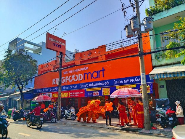xay-cua-hang-tien-loi-kingfood-85-cay-keo Thi công biển hiệu và nhận diện thương hiệu nhất quán cho kingfood mart