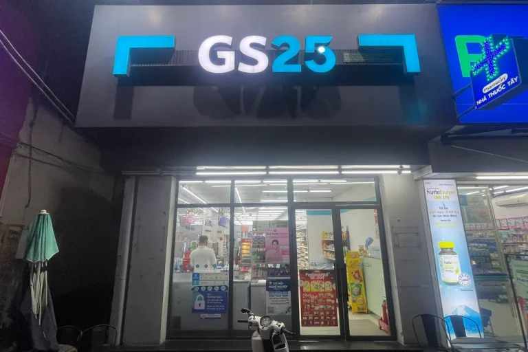 thi công cửa hàng tiện lợi GS25 tịa Cần Thơ