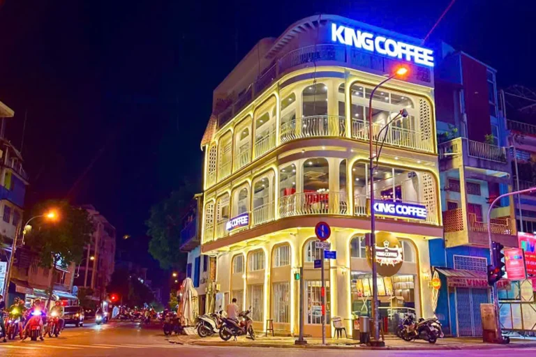 cửa hàng cà phê king coffee trần phú do khaifu thi công và hoàn thiện